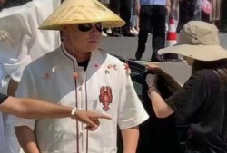 岳云鹏最新动态爆料,揭秘喜剧大师的幕后生活与搞笑瞬间